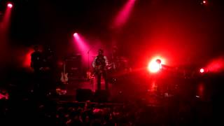 Twin Shadow - &quot;Golden Light&quot; (Live at Paradiso, Amsterdam, November 2nd 2012) HQ