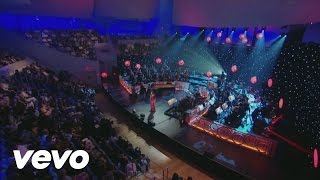 Gloria Estefan - How Long Has This Been Going On (Live Music Video) ft. Dave Koz