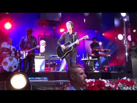 Per Gessle feat. Helena Josefsson - It must have been love @ Skansen, Stockholm