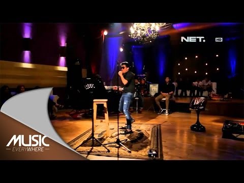download lagu mp3 mp4 Kunci Gitar Seventeen Lelaki Hebat, download lagu Kunci Gitar Seventeen Lelaki Hebat gratis, unduh video klip Kunci Gitar Seventeen Lelaki Hebat