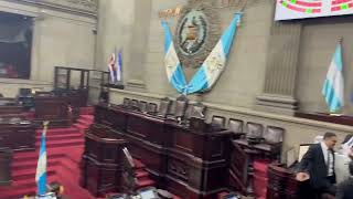 La CC convocó a las dos de la tarde pero falta quorum