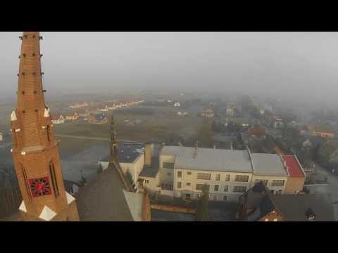 Chrząstawa Wielka - Kościół z lotu ptaka