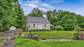 124 Blackberry Hill Road, Beacon Falls, CT Presented by Dawn Rousseau.