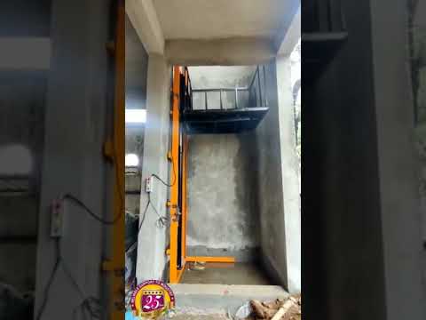 Hydraulic Goods Lift