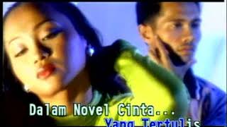 Download lagu Exists   Mengintai  Dari Tirai Kamar mp3
