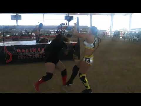 Christi Jaynes y Lady Zarzy vs Swetty y Barby de Reynsa en Salinas Promotions.