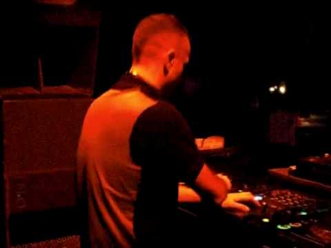 Tom Stephan aka *SUPERCHUMBO* rocking Mansion WMC09