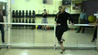 Helena Fernandez - DANÇANDO SOZINHA