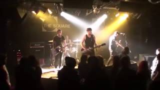 Calling All Destroyers-Joke, Live