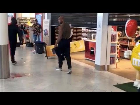 18-month suspended prison sentence for each of rappers Booba and Kaaris