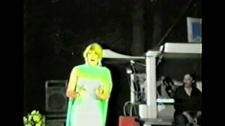 Margot Minnelli does MINA singing &quot;Un Colpo Al Cuore&quot;