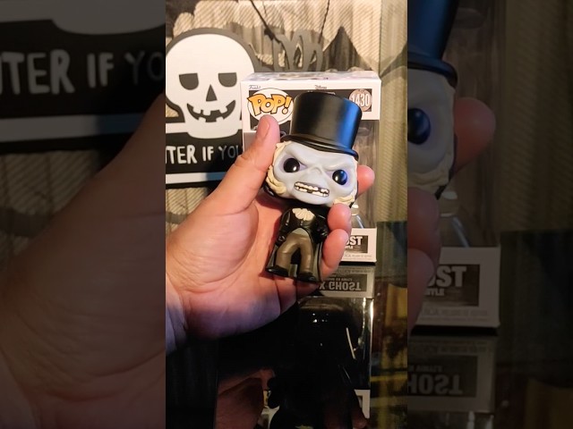 Vídeo relacionado con Funko Pop! Disney: The Haunted Mansion - Hatbox Ghost - Figura de Vinilo Coleccionable - Idea de Regalo- Mercancia Oficial - Juguetes para Niños y Adultos - Movies Fans - Muñeco para Coleccionistas
