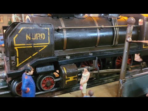 JEP ELECTRIC TRAIN WITH 2B STEAM LOCOMOTIVE 0 GAUGE