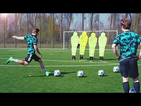 freekickerz vs Guerreiro (BVB) - Free Kick Challenge