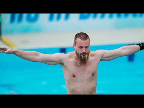 SILVER WINNER OF OI-2012 WATER JUMPER KUZNETSOV COME TO KRASNOGORSK FOR OVECHKIN'S AUTOGRAPH FOR SON