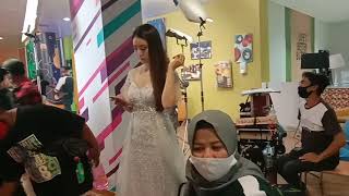 Download lagu BTS anak band ,saat suara Gilang hilang, untung da Dewi penyelamat 'Jeni ' buat the junas mp3 Download lagu BTS anak band ,saat suara Gilang hilang, untung da Dewi penyelamat 'Jeni ' buat the junas mp3