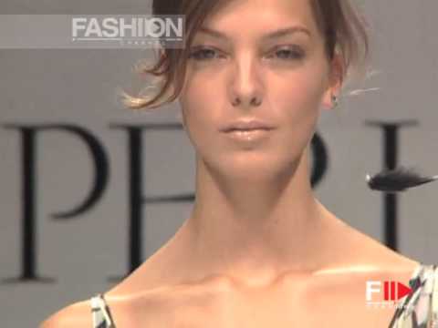 "La Perla" Spring Summer 2004 Milano 3 of 3 Pret a Porter Woman by FashionChannel