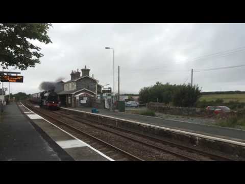 45690 Leander & 37668 Bodorgan station