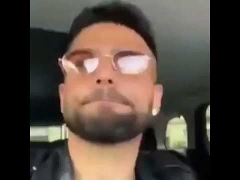 Lorenzo Insigne canta canzone neomelodica