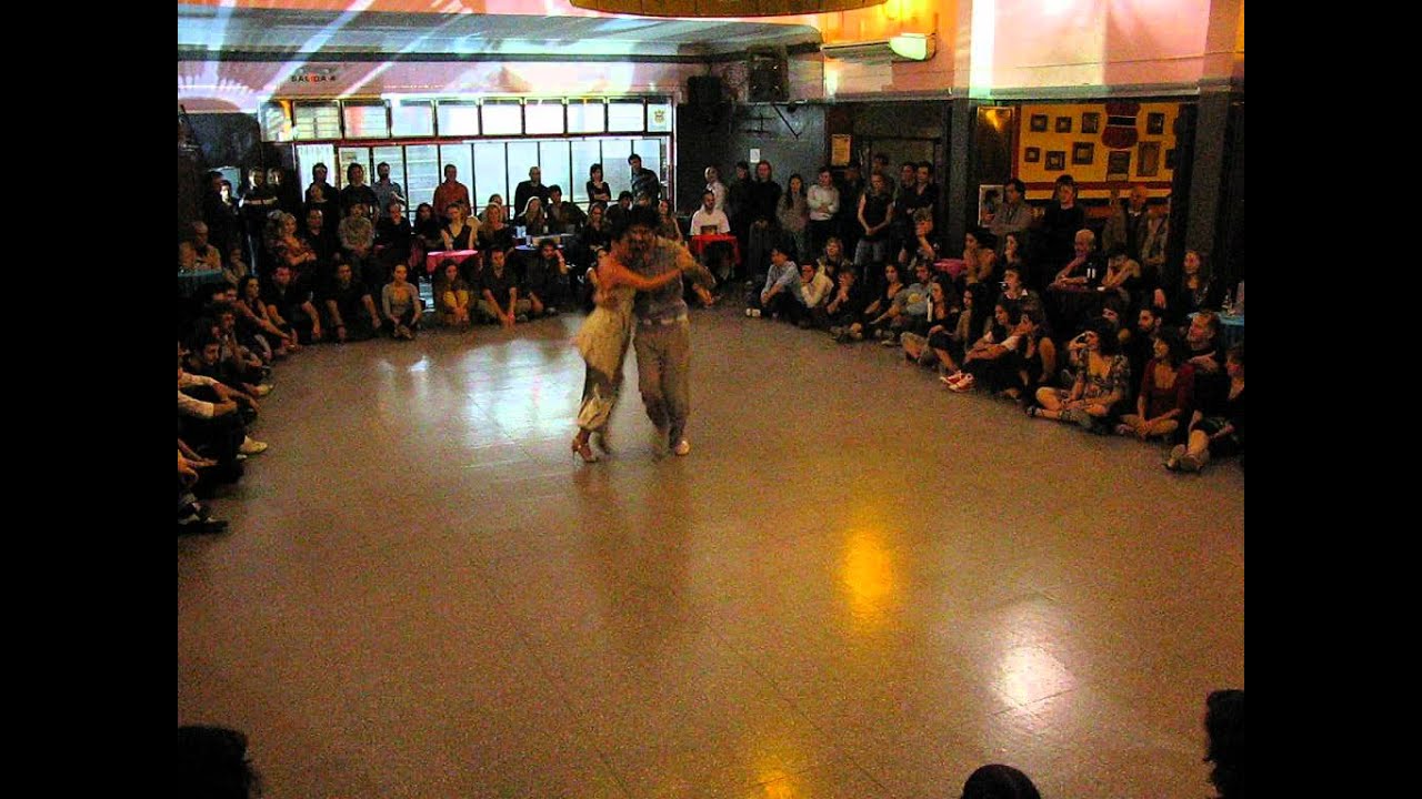 DANA FRÍGOLI y ADRIÁN FERREYRA en ¡Viva la Pepa! milonga (3/4)