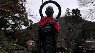 preview picture of video 'Dorogawa Onsen Ryusenji Temple Autumn at a Nara Mountain Gem'