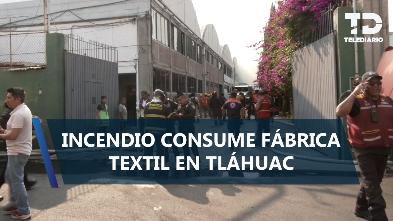 Se registra incendio en 4 bodegas de almacenamiento; evacúan a 300 personas en Tláhuac