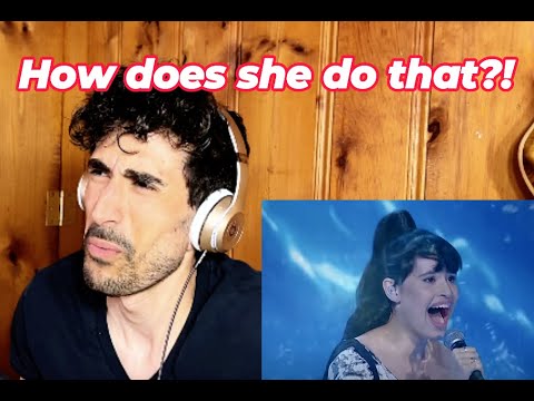 Music Teacher is AMAZED by Diana Ankudinova "Can't Help Falling in Love With You"