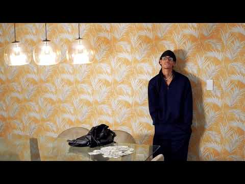 Mama Estoy Brillando* - klk (Visualizer)