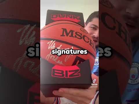 The Micheal Jordan Signed Ball 😱...