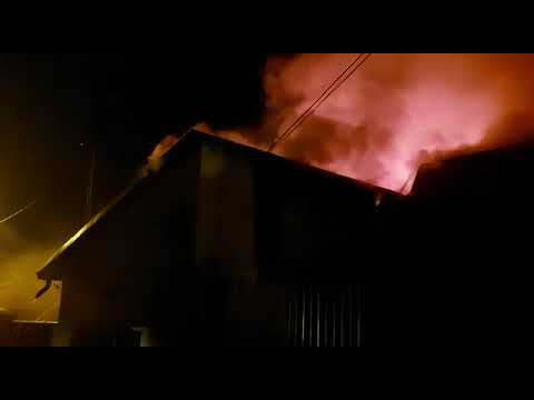 #incendiu violent în centrul orașului #galati - 6 case au ars de la un #scurtcircuit