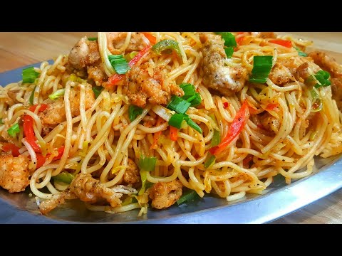 Easy Chicken & Vegetable Chow Mein Recipe | How To Make Restaurant Style Chow Mein