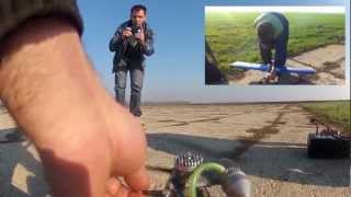 preview picture of video 'GoPro Hero2 and Model airplane .mp4'