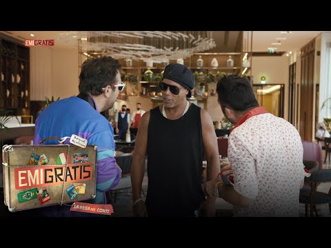 Emigratis - La partita di Pio e Amedeo con Ronaldinho