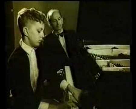 Piotr Paleczny plays Humoreske by P.Vladigerov