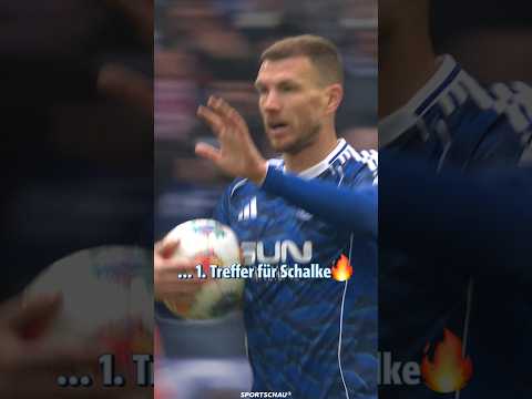 Dzeko trifft im ersten Spiel für Schalke | Sportschau Fußball #shorts