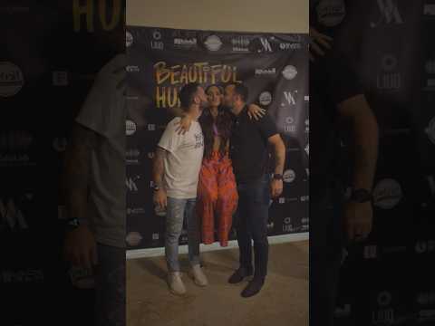 Thank you to all of the #beautifulhumans that came to the show. Love you all 💛