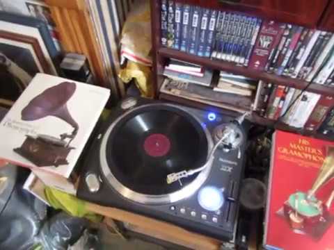 Thumbnail for Three Lovely Lassies - Delia Murphy - Irish Traditional - 78 rpm by Queen