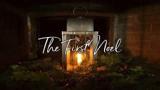 Christmas Time DOLLY PARTON - The First Noël (with lyrics)