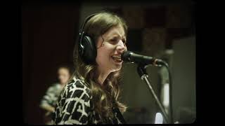 Video TUKUTURI - Já (live at 3bees)