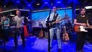 Saturday Sessions: Belle &amp; Sebastian perform &quot;Perfect Couples&quot;