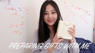 Preparing Presents for Friends 🎁 | Gift Wrapping & Creative Ideas | Holiday Gift Guide