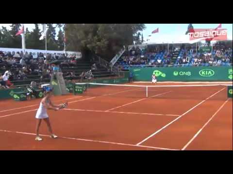 Ons jabeur bat la Russe Marina Melnikova et passe en demi-finale