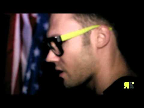 Revolution + Too Late Party @ Lido di Luino