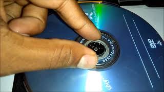 How to Insert CD into Acer Laptop Computer