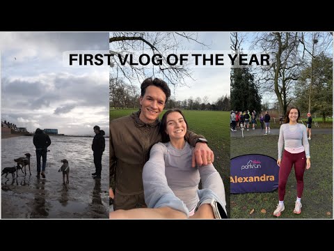 FIRST VLOG OF THE YEAR | NEW YEARS DAY | ZOE RAE