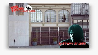 Neil Young with Crazy Horse - Gateway of Love (Lyrics)