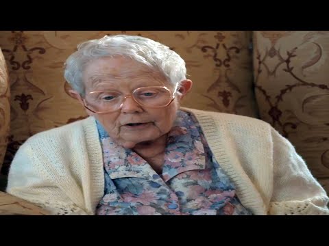 After Life - Ricky Gervais😂100 Year Old Woman