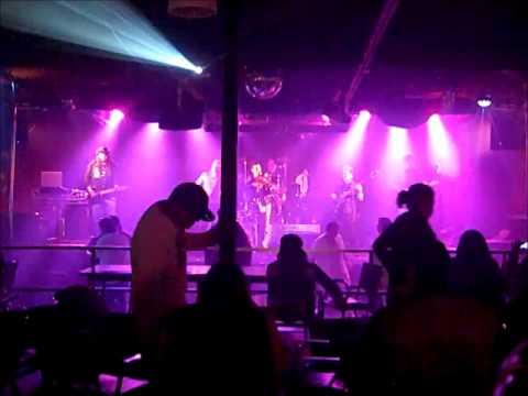 J J Lavallee   Diggy Diggy Li live @ L a  Roadhouse