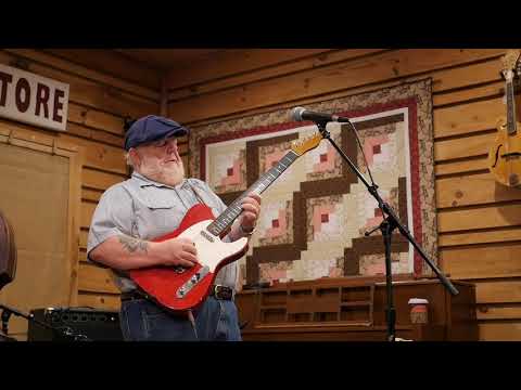 Redd Volkaert plays Swinging Doors at The Floyd Country Store