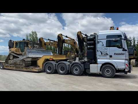 Loading And Transporting Two Caterpillar D6R Dozers - Fasoulas Heavy Transports